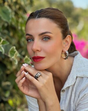 Başak Parlak Instagram - ❤️