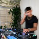 Bailey May Instagram - New job guys, stay tuned.