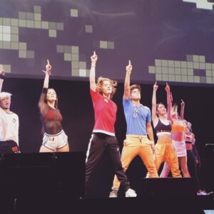 Bailey May Instagram - Living the dream with these guys @nowunited 
So many great moments and memories over the past 3 years. ❤️#nowunitedhowfarwevecome