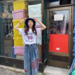 Bang Min-ah Instagram - ⠀ 더우면 다 포기하게 돼 겨울에 다시 가야지🤖