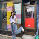 Bang Min-ah Instagram - ⠀ 더우면 다 포기하게 돼 겨울에 다시 가야지🤖