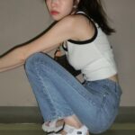 Bang Min-ah Instagram - ⠀ #광고 #onitsukatiger #덴티그레스트렙 🌴 오니츠카 여름을 잘부탁해 🩴