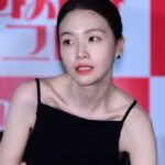 Bang Min-ah Instagram - ⠀ 화사한그녀에 이쁜사진을 남겨주신 기자분들 감사합니다💋🌹 예쁘게 해주신 우리 헤메스💇🏻‍♀️💄👗 감사합니다