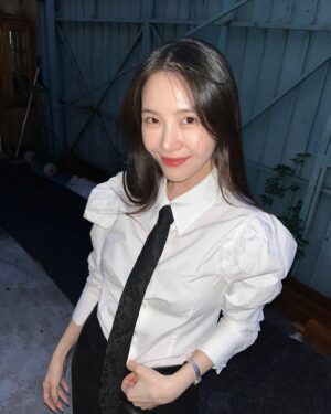 Bang Min-ah Thumbnail - 26.2K Likes - Top Liked Instagram Posts and Photos