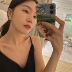 Bang Min-ah Instagram - 안녕 2023 🥂✨