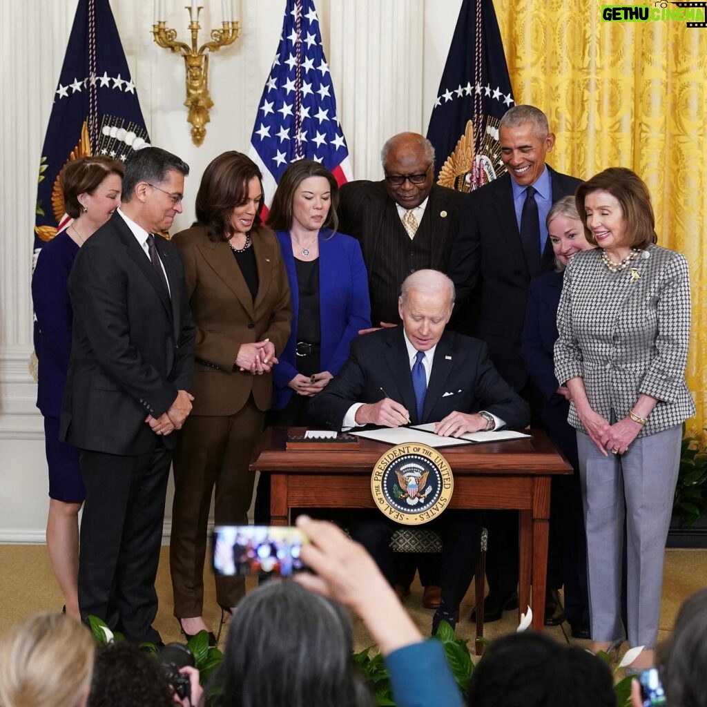 Barack Obama Instagram - Fourteen years ago today, I signed the Affordable Care Act into law.   Afterwards, one Republican member of the House called the ACA the “most dangerous piece of legislation ever passed in Congress.” Another predicted the country would “never recover from it.” But then something else happened: it actually worked.   Since the ACA was passed, the percentage of uninsured Americans has been cut in half. And thanks to the investments the Biden-Harris Administration has made to build on the ACA, more than 21 million Americans now have access to quality, affordable health care.   Today, young people are staying on their parents’ plans until they’re 26. Americans with pre-existing conditions are no longer being denied coverage. Seniors and people with disabilities are paying less for prescription drugs. And Americans everywhere are switching jobs and starting their own businesses without worrying about losing their insurance.   In so many ways, the Affordable Care Act has become part of our lives, changing the way we think about health insurance. But that doesn’t mean we can take it for granted.   Right now, some Republicans are still trying to repeal and gut the ACA — including calling for cuts that could put insurance out of reach for tens of millions of Americans.   We’ve come too far to let that happen. President Biden has proven that he’ll keep fighting to build on the ACA, and we need to fight with him. Because health care is not, and never will be, a privilege. It’s a right — and there’s so much more we can do to make it more affordable and effective for everyone.