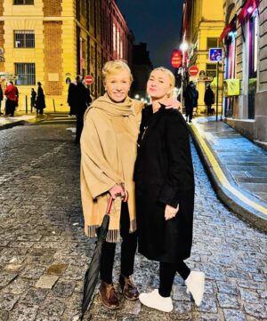 Barbara Corcoran Instagram - Paris recap! ❤️🇫🇷🥐🌸