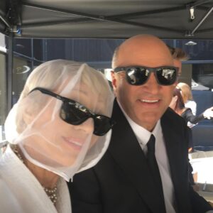 Barbara Corcoran Instagram - Can never be too prepared! 🤣 #SolarEclipse