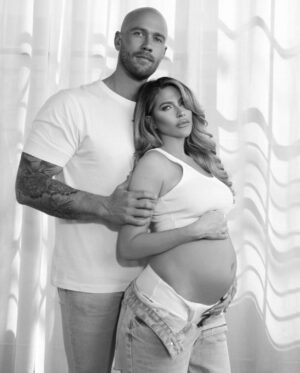 Barbie Blank Instagram - Even miracles take a little time. 
Baby Coba loading 🌈👼🥹

📸 @bychrismartin
