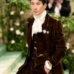 Barry Keoghan Instagram - T’was OnLy a Madder of TIme 🎩 🕰️