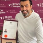 Bassem Yakhour Instagram - لحظة حصولي على جواز سفري الكاريبي الجديد 🤍 أثناء زيارتي لمكاتب ريتش إيميجريشن وسعيد جدا بهذا التعاون الجميل شكرا لكل تفصيل ولكل التجاوب الجميل من هذه الشركة الراقية 🌷❤️. للمهتمين بالتواصل معهم يمكنكم الضغط على الرابط في الستوري 😍 #ريتش_إيميجريشن #سوريا #العراق_السعودية_قطر_الامارات_الكويت_البحرين_اليمن_الخليج_سوريا_مصر_لبنان_الجزائر_تونس_المغرب_قطر_دبي #السعودية #لبنان #الاردن