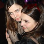 Beanie Feldstein Instagram - friends who are family! family who are friends!