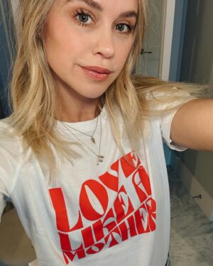 Becca Tobin Instagram - Love Like a Mother 💪🏼 ❤️💪🏼 In honor of Mother’s Day and Foster Care Awareness Month, @allianceofmoms is selling this kick a$$ tee.  Proceeds from this tee support essential services, education, and advocacy so that young parents in foster care and their children can heal and thrive.  Go to Allianceofmoms.org to purchase #lovelikeamother