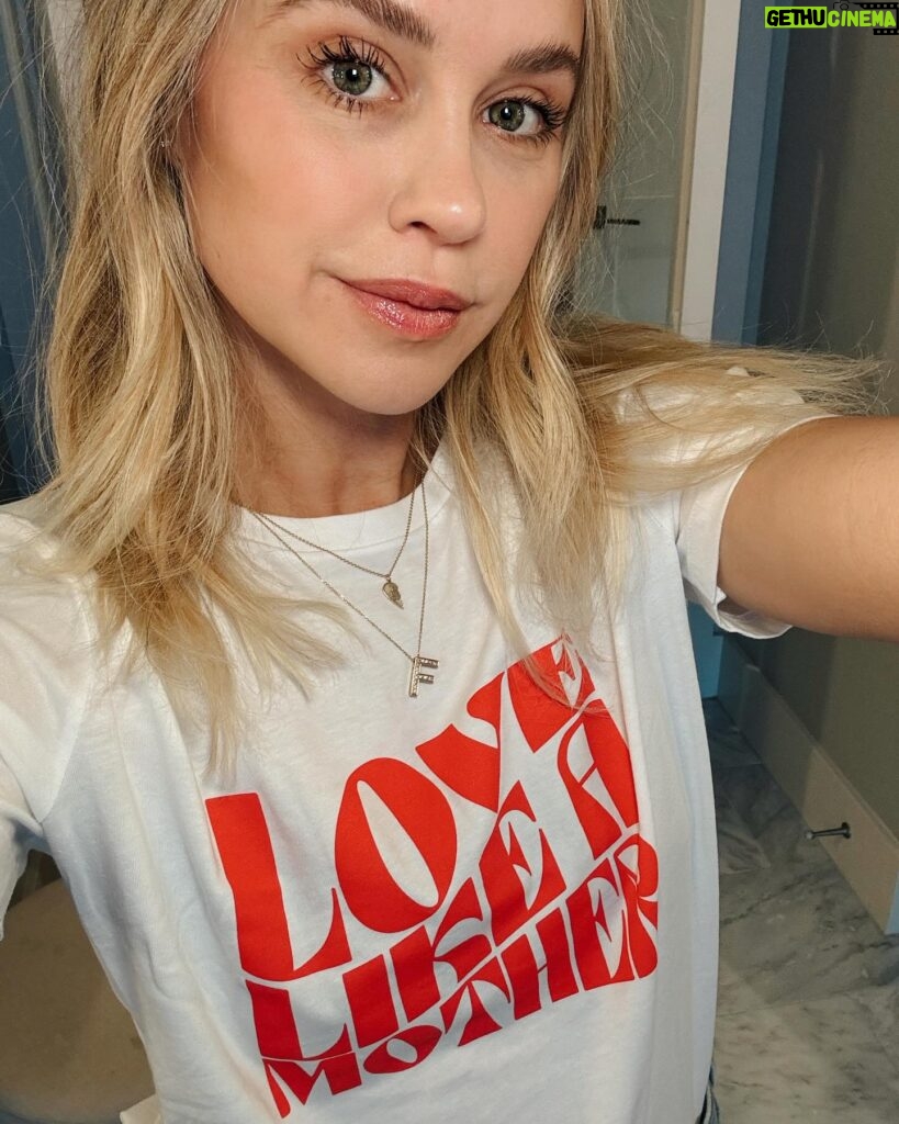 Becca Tobin Instagram - Love Like a Mother 💪🏼 ❤️💪🏼 In honor of Mother’s Day and Foster Care Awareness Month, @allianceofmoms is selling this kick a$$ tee. Proceeds from this tee support essential services, education, and advocacy so that young parents in foster care and their children can heal and thrive. Go to Allianceofmoms.org to purchase #lovelikeamother