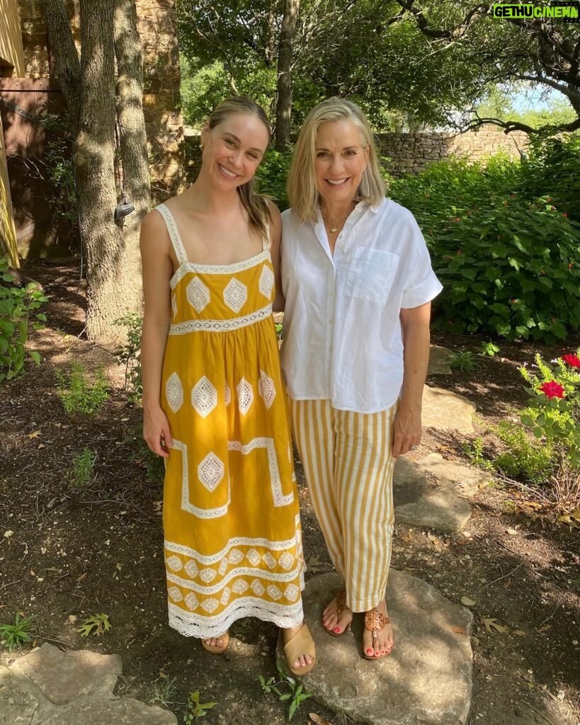 Becca Tobin Instagram - OG MOMGANG 💕Our resident momma @becca gets candid with her mom and finds out the secrets to life, the Becca era her mom hated most, and what her mom is most proud of! ➡️ Listen on Apple and Spotify ⬅️ #ladygang #podcast #mom #momgang #mothersday #beccatobin #theladygang #applepodcast