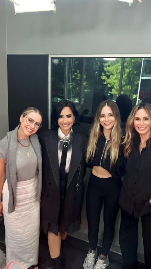 Becca Tobin Instagram - Runs to pen and 📄 and takes notes on how to be more confident during sex 😳. 

You do not want to miss part 2 of #DemiLovatao on LadyGang Podcast. It’s epic! Listen on Apple and Spotify or watch the full episode on YouTube. 💖

#ladygang #demilovato #letstalkaboutsex #podcast #girltalk #applepodcasts #friends #conversation #demilovatofan #theladygang