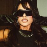 Becky G Instagram - i just can’t stay awayy 🖤✨ @coachella