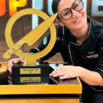 Belén Mora Instagram - ¡Una gigante! 👏🤩 Tras 40 capítulos y un gran desempeño en las cocinas de #TopChefCHV, Belén Mora se consagró como la gran ganadora de Top Chef VIP. ¡FELICITACIONES! 🎉 #CHVNoticias #CHVShow #FinalTopChef