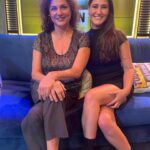Belén Mora Instagram - Hoy con @lasalaberta1 en el late de mi queridisimo @eduardodelaiglesia en @canalviax a las 22:30 ! #BeBe