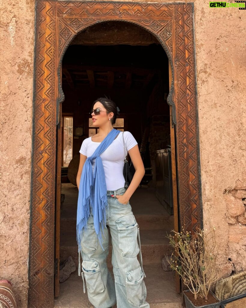 Bela Fernandes Instagram - Estar conhecendo um novo lugar e uma nova cultura é com certeza uma experiência única, obrigada @marrocosexpedicoes por fazer isso ser maravilhoso