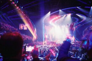 Bella Ramsey Instagram - Eurovision 2023 on film 🎞️🕺🌈