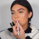 Belle Hassan Instagram - First tutorial of the yearrrr, most of you guys asked for natural glam and a beginner friendly look so here we areeeee, let me know if you need any product names below 🤍 and happy new yearrrrr 🤍
