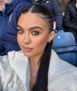 Belle Hassan Instagram - Random photo dump since being back home ❤️, now time to get this home cleannn so I can show you all the house finishedddd 😱❤️