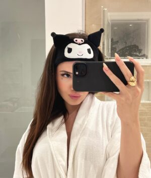 Belle Longwell Instagram - ★¸.•☆•.¸★ Kuromi chan ★⡀.•☆•.★