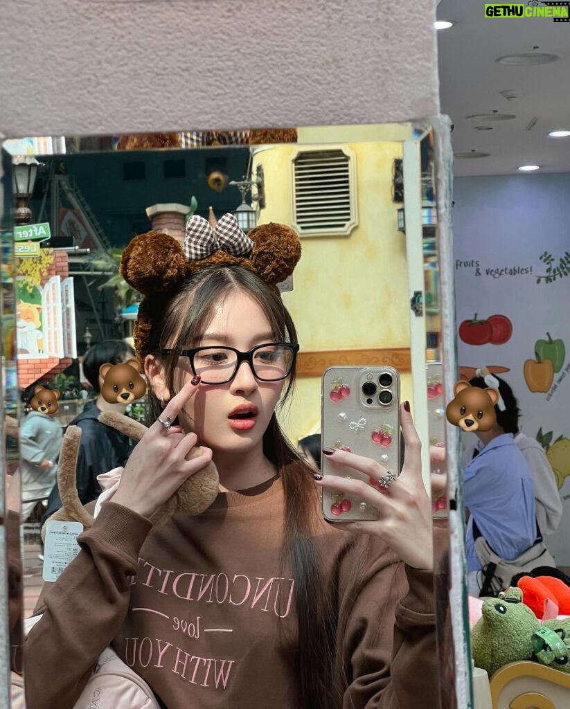 Benyapa Jeenprasom Instagram - 🐻✌🏻