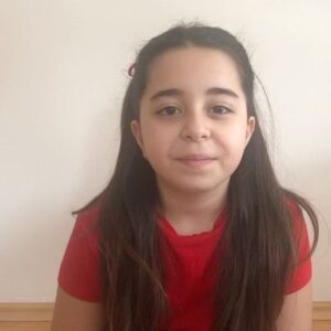 Beren Gökyıldız Instagram - Dünyayı verelim çocuklara..Nazım Hikmet..23 Nisan Ulusal Egemenlik ve Çocuk Bayramımız kutlu olsun🇹🇷🇹🇷🇹🇷