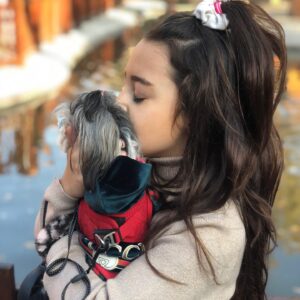 Beren Gökyıldız Instagram - Jennie💕Beren #morkie