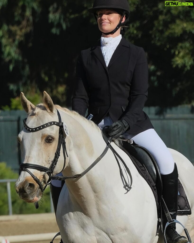 Beth Behrs Instagram - From a kill pen awaiting slaughter in Texas... to blue ribbons! Nutter Butter and I both made our DEBUT in the show ring together yesterday and it was magical. Thank you to @jessielochrie_ and @onceuponahorse for turning this Cowgirl English and introducing me to the incredible @dressagecanbefun - who not only saved Nutter Butter's life and turned him into a superstar, but also made this Cowgirl fall madly in love with #dressage! I am so grateful to everyone for making my first show, and Nutter's, so incredibly memorable. See? #RescueHorses can win blue ribbons! #whorescuedwho #horse #horsegirl #equestrian #equestrianlifestyle