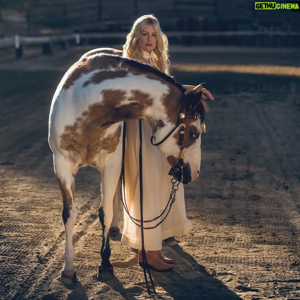 Beth Behrs Instagram - “Adopting a horse is just as good, if not better, than buying one because not only are you saving this animal’s life, but you’re making room for another animal to come in and get rescued. I always say, “Who rescued who?’” Click the #linkinbio to read @bethbehrs’ cover story on the COWGIRL App✨ Photographed exclusively for COWGIRL by @abbylinne #BethBehrsCOWGIRL #iamcowgirl #cowgirl #cowgirlmagazine #western #westernlifestyle #westernfashion #horse #horses #ranchlifestyle #rodeo #ranch