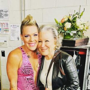 Bette Midler Thumbnail - 137.6K Likes - Most Liked Instagram Photos