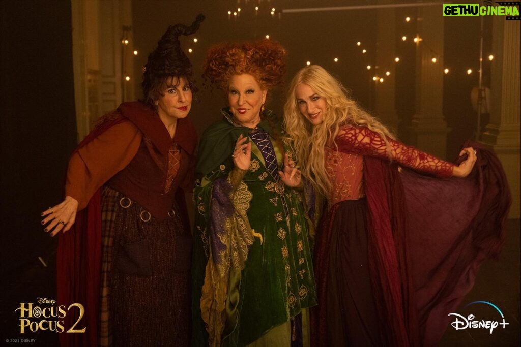 Bette Midler Instagram - Sistaaaaahs!  ‘Tis time! #HocusPocus2 is now in production, coming Fall 2022 to @disneyplus