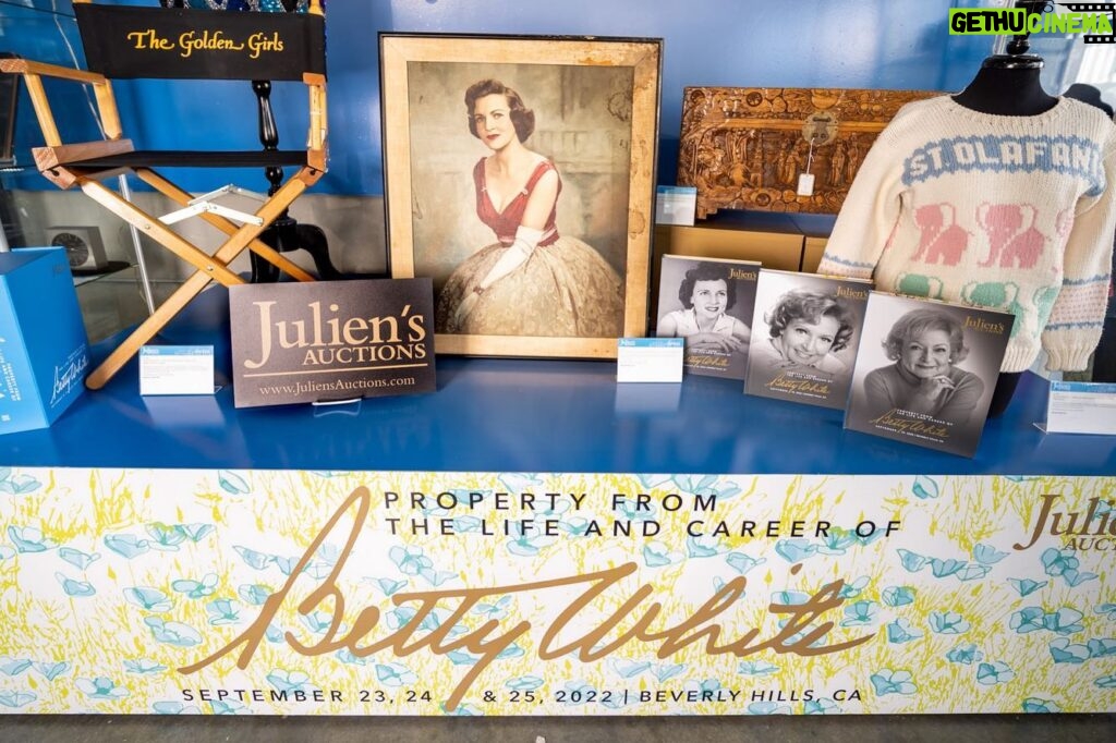 Betty White Instagram - Some photos from Julien’s Auctions Exhibition of The Life and Property of Betty White… if you’re in or around Los Angeles, stop by this week and check it out.