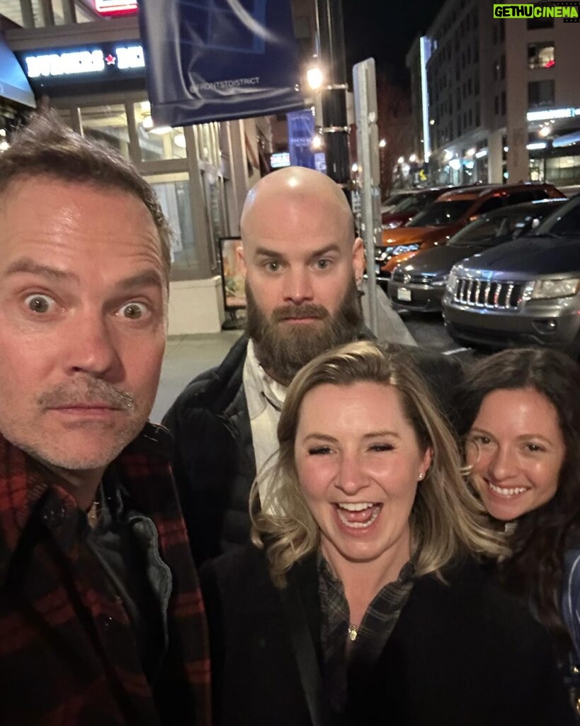 Beverley Mitchell Instagram - What happens when you let us out in the wild?? Crazy things I tell you! Even ran into some old friends! @realbarrywatson @mackrosman @unrealfehr #7thheaven #wbfamily #camdenkids