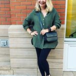 Beverley Mitchell Instagram - My new favorite look! Click the link in bio to shop! Oh and did I mention that my button down is the softest shirt ever and protects me from UV. But like seriously! @shopdaise @bandolierstyle @pact