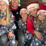 Beverley Mitchell Instagram - Wishing you a very Christmas from all of us to all of you! A very merry crew indeed! #christmas @_littlenavy Jammies are a family tradition