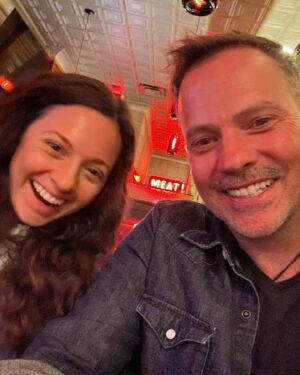Beverley Mitchell Instagram - What happens when you let us out in the wild?? Crazy things I tell you! Even ran into some old friends! @realbarrywatson @mackrosman @unrealfehr #7thheaven #wbfamily #camdenkids