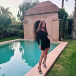 Beverly Bello Instagram – Marrakech ma ville Favorite 🇲🇦❤️ 

Merci pour l’accueil @lesjardinsdetouhina je suis fan de cette villa toujours un plaisir de venir ici 🇲🇦 

#marrakech🇲🇦