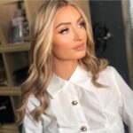 Beverly Bello Instagram - Heureuse de vous annoncer que mon premier clip est en ligne «  tu me connais «  ( LIEN DANS MA BIO ) 😍 #hairtransformation #loveyou #mylife #lpdla8 #w9lachaine #singer #single #clip #cannes #montpellier @noah_kaa_off ❤️