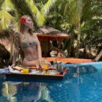 Beverly Bello Instagram - Bien arrivés dans ce coin de paradis aux Seychelles 🇸🇨. @hiltonseychelleslabriz 🏨