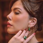 Bia Arantes Instagram - Ontem a @juliookubo me convidou para prestigiar o pré-lançamento da coleção de natal e o a novidade #OkuboMen ! A coleção #TesourosDaFloresta tem linhas fluídas e se inspira na nossa flora! 🌿 Amei! 🤍 Tivoli Mofarrej - São Paulo
