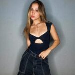 Bia Torres Instagram - i'm from the city 🧸🖤🪐✨ encontrei os looks mais lindos e versáteis do mundo na @pangeia96, já te amo!!! cupom: BIA10