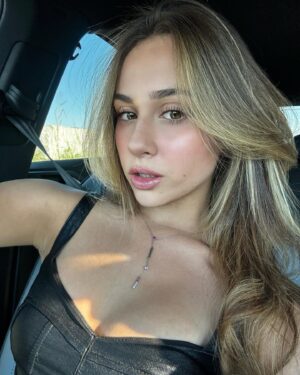 Bia Torres Instagram - before I go 🛫