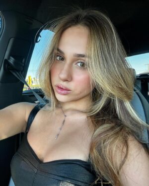 Bia Torres Instagram - before I go 🛫