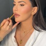Bianca Andreescu Instagram - A day in the life glamming the beautiful @Biancaandreescu_ for the All Star Game ✨ Makeup by me Hair by: @muaveemakeupstudio_meljackie @iammelaniejackie #dayinthelife #canadianmakeupartist #destinationmakeupartist #torontomakeupartist #celebritymakeupartist #allstargame #softglam #makeupreels #makeuptutorials