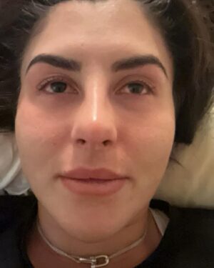 Bianca Andreescu Instagram - I never thought I’d be where I am today at the beginning of the year. I had goals for my career and personal life that just didn’t go the way I thought. It was very saddening at first - thinking I’ve let myself and many others down once again, but like that one person once said… that’s life. This year took so many turns. I’ve never felt so hurt. I’ve also never felt so happy. But the one thing that always keeps me going is continuously learning and the saying “everything happens for a reason”. So to end this year I want to share with you the moments where I’ve felt the most joy, sadness, and contentment. Along with a little list (that could fit in the frame lol) of things I’ve been practicing and things that just need to be said. Enjoy :)