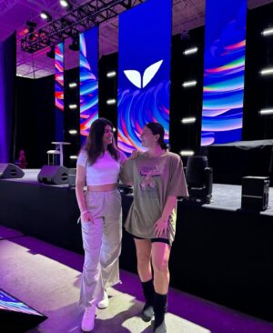 Bianca Andreescu Instagram - My weekend was kind of awesome😆😆#mindvalleysummit #mindvalley